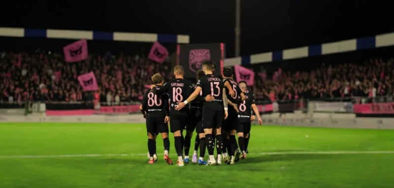 Sabah son 18 mövsümdə Azərbaycanda ilk çempionluğunu yaşayan yeganə komandadır