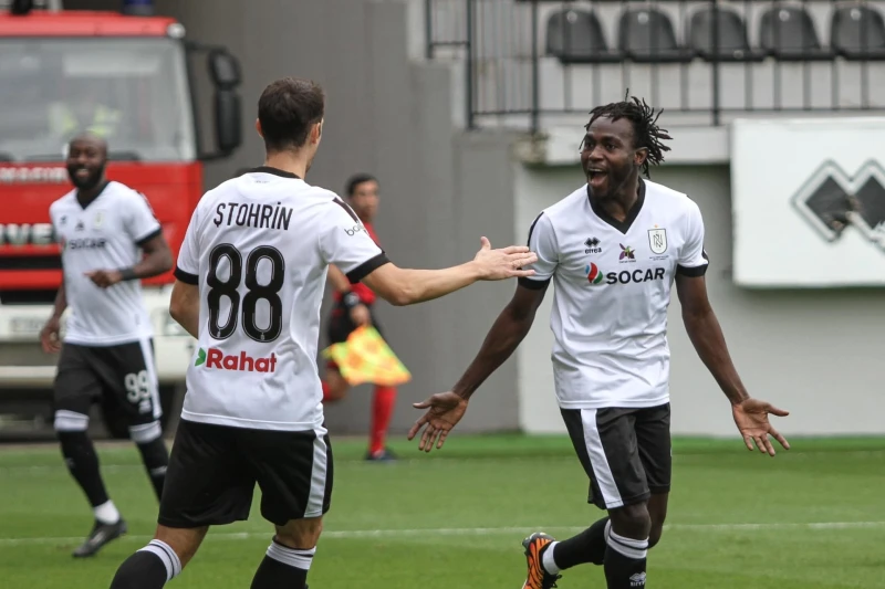 Neftçi”nin baş məşqçisi qışda neçə transfer planlaşdırır?