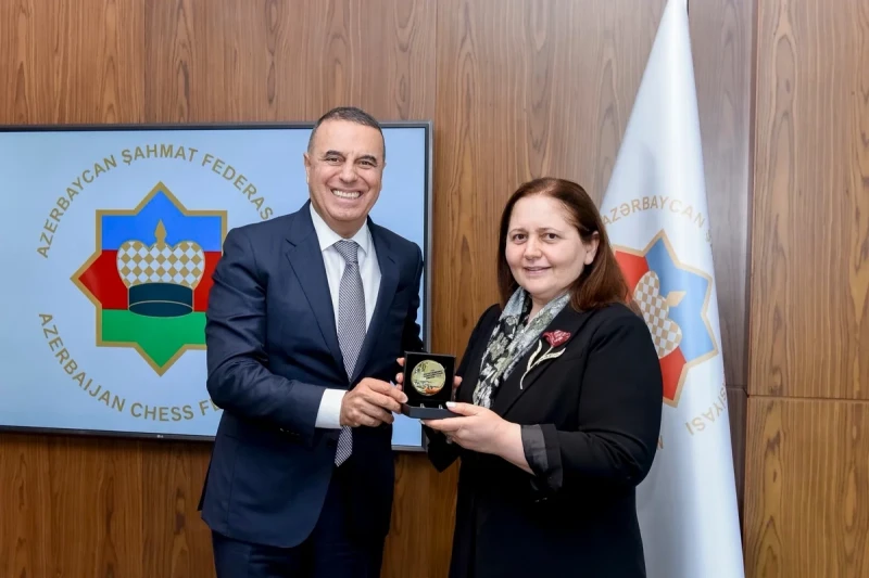 AŞF İK-nin iclasında Aynur Sofiyeva xüsusi xatirə medalı ilə təltif edildi və digər məsələlər müzakirə olundu