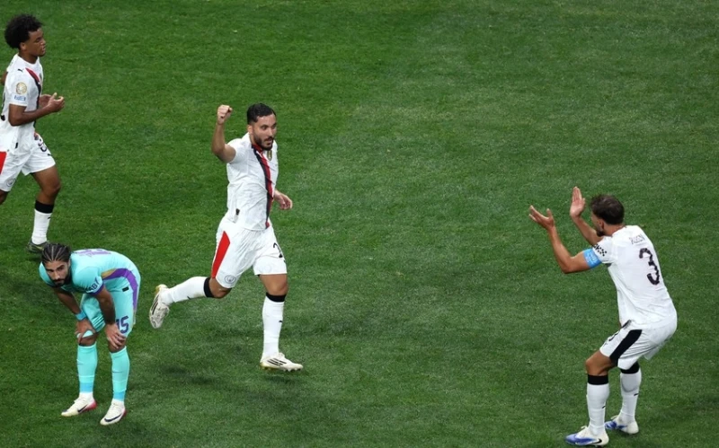 Manchester City, FIFA Kulüpler Dünya Kupası'nda Al-Aini Yenerek Play-off'lara Yükseldi