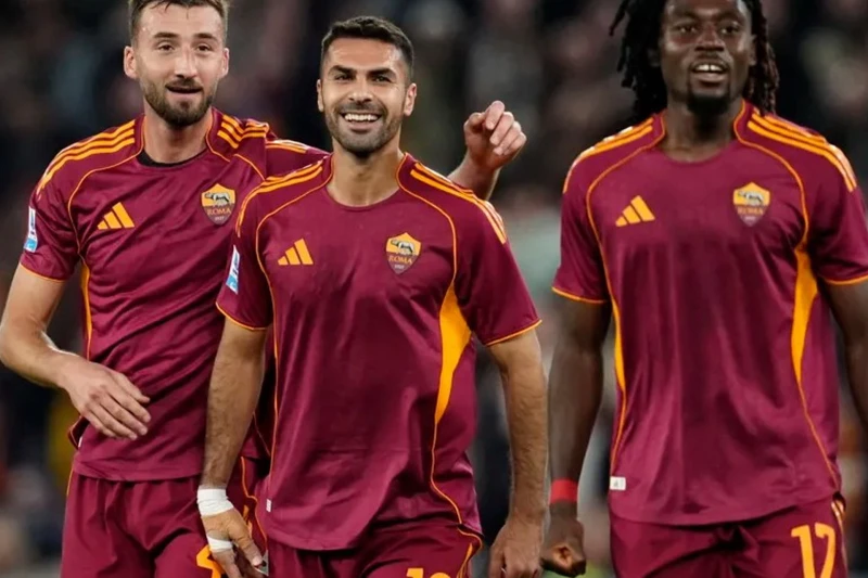 İtaliya A Seriyası: Roma Napoli və Milanın xal itkisindən sonra lider oldu