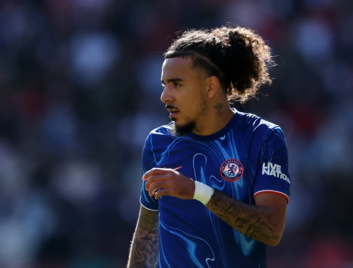 Liverpool, Chelsea müdafiəçisini icarəyə götürmək istədi, razılaşma əldə olunmadı
