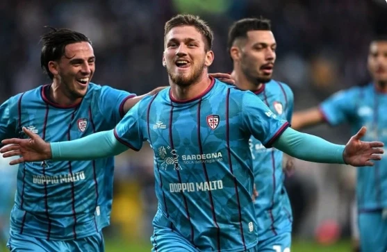 Semih Kılıçsoy stays at Cagliari