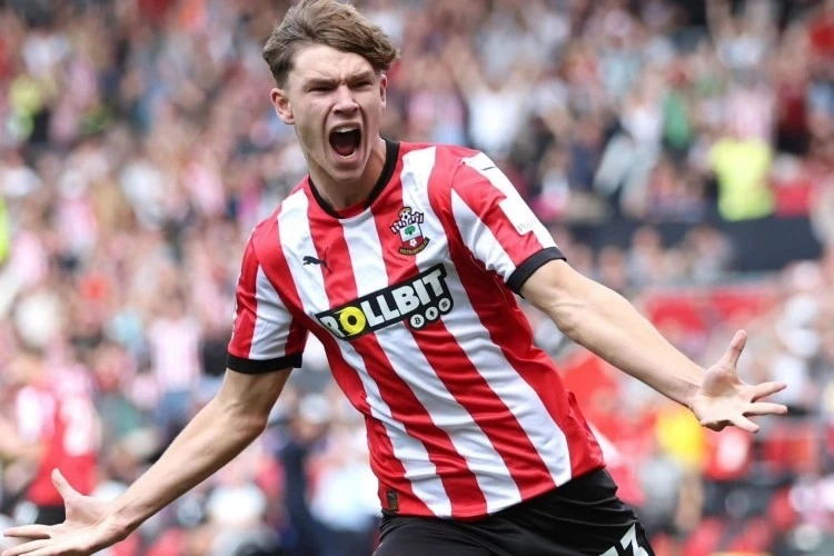 Everton, Tyler Dibling için Southamptona 55 milyon euro ödeyecek