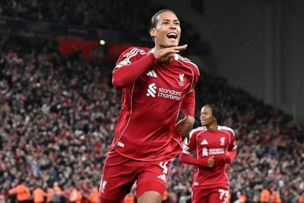 Çempionlar Liqasında dramatik Liverpul qələbəsi və PSJ-nin darmadağını
