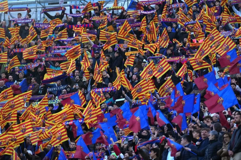 Atletiko Madridlə oyundan sonra Barselonanın üç azarkeşi komanda avtobusuna hücuma görə saxlanılıb
