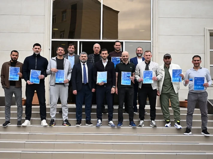 Azərbaycanlı məşqçilərə UEFA A kateqoriyalı diplomları təqdim edilib