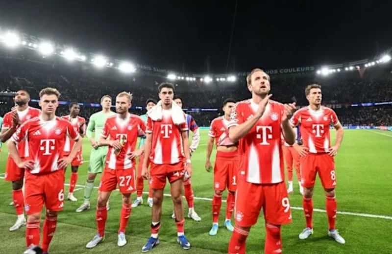 Bavariya PSJ ilə mat&ccedil;da yeni ev formasında