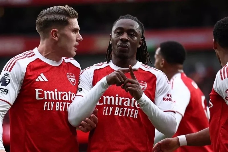 Arsenal Tüm Turnuvalarda Art Arda 5. Galibiyetini Aldı Arsenal Tüm Turnuvalarda Art Arda 5. Galibiyetini Aldı