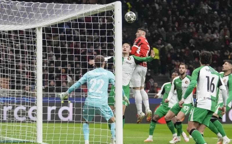 "Feyenoord" antirekord müəyyənləşdirib