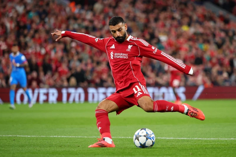 Liverpul Salah və Robertsonun gedişi münasibətilə xüsusi mərasim keçirib
