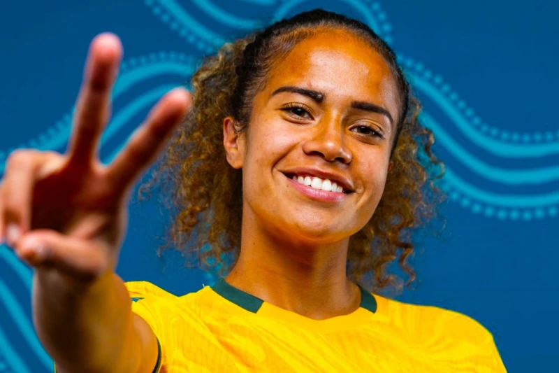 Расизм в «Монпелье»: чернокожему футболисту вместо цветов подарили бананы