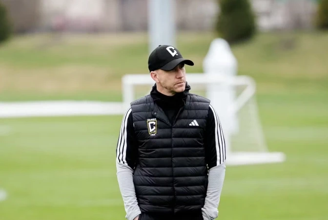 Kolumbus Kryu baş məşqçisi Henrik Ridströmlə yollarını ayırdı