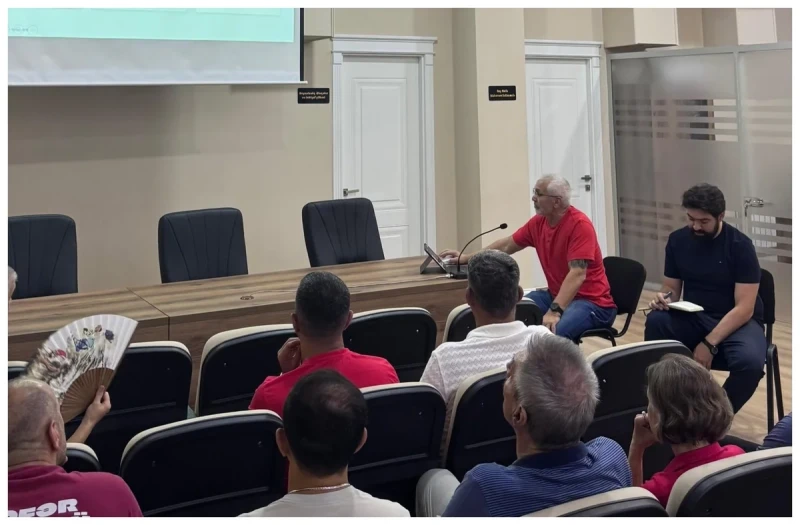 Alman mütəxəssis Johann Klaus Azərbaycan atletika məşqçilərinə seminar keçirib