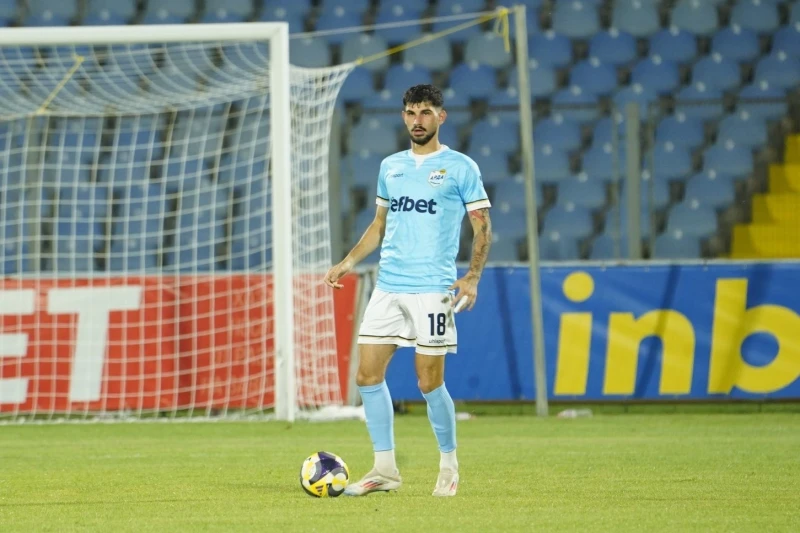 Celal Hüseynov'un takımı Konferans Ligi play-off'larına yükseldi
