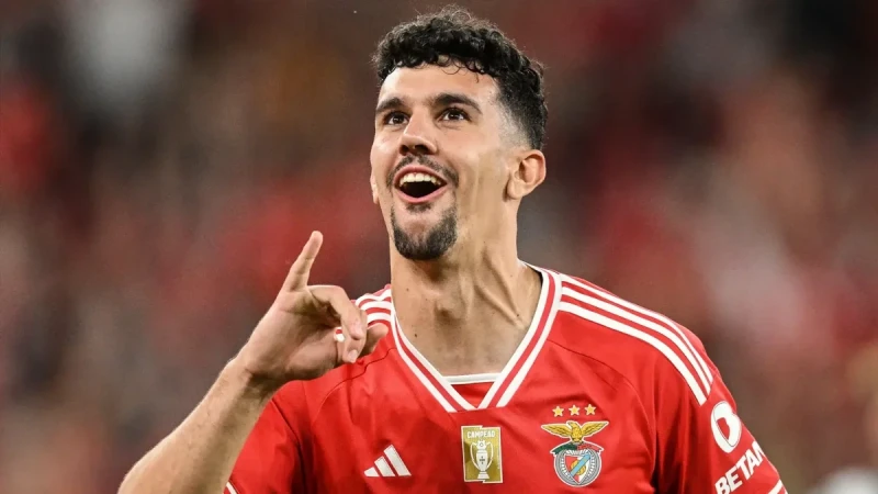 Real Tomaş Araujunu heyətinə cəlb etməyə çalışır