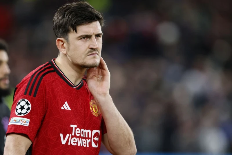 Manchester United could offer Harry Maguire a new contract