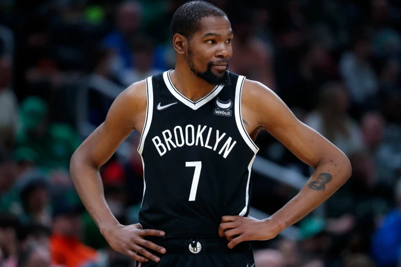 Kevin Durant blames Bob Myers for the hard salary cap