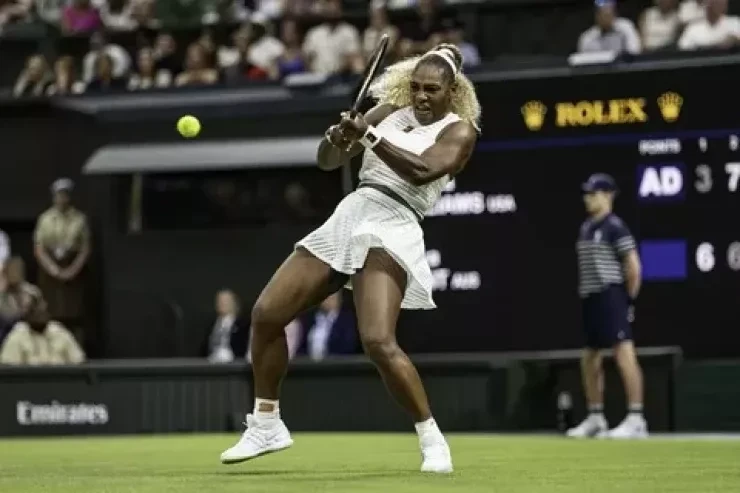 Serena Williams loses in her first match at Wimbledon