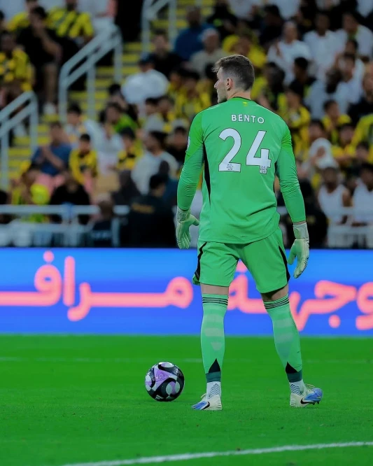 Al Nassr goalkeeper Bento is transferred to Genoa