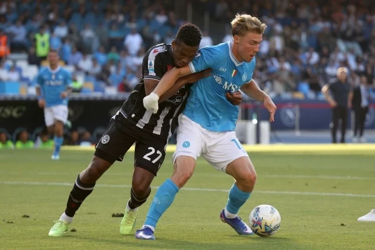 Seriya A: “Napoli” mövsümü gümüş medallarla başa vurdu, Parma Sassuolonu məğlub etdi
