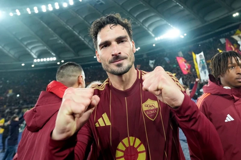 Futbol üzrə dünya çempionu karyerasını bitirir