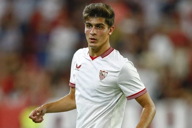 Sevilla'lı Juanlu, Napoli'ye transfere yakın