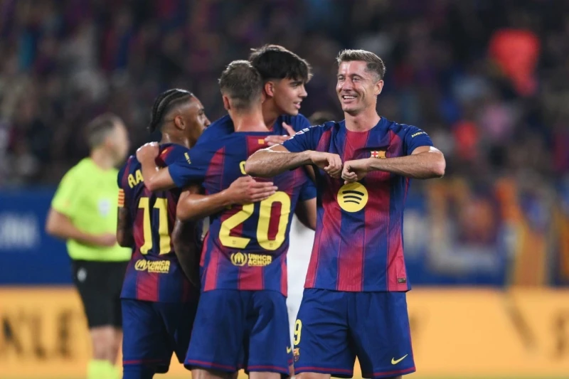 La Liga: Barcelona Valencia'yı 6-0 Mağlup Etti, 4. Tur Devam Ediyor;