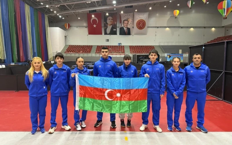 Azərbaycanın stolüstü tennisçiləri Türkiyədə beynəlxalq yarışa qatılıblar