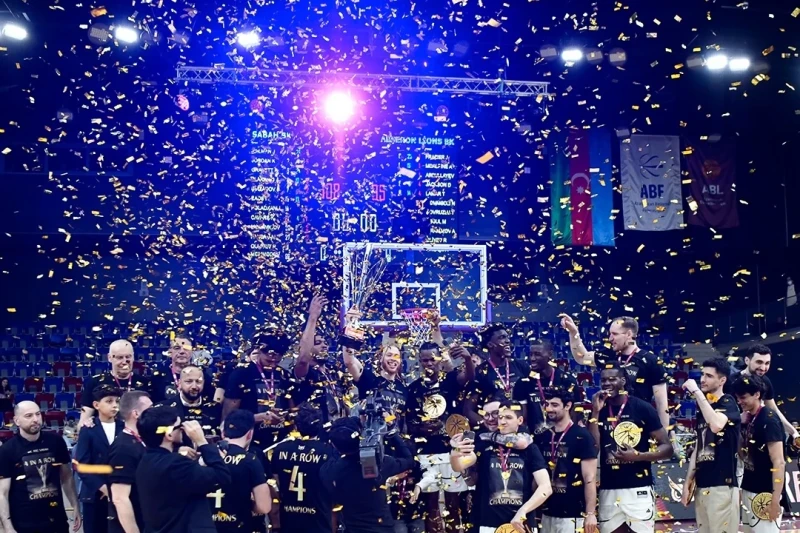 Sabah Basketbol Klubuna Azərbaycan Basketbol Liqasının Çempionluq Kuboku Təqdim Edilib