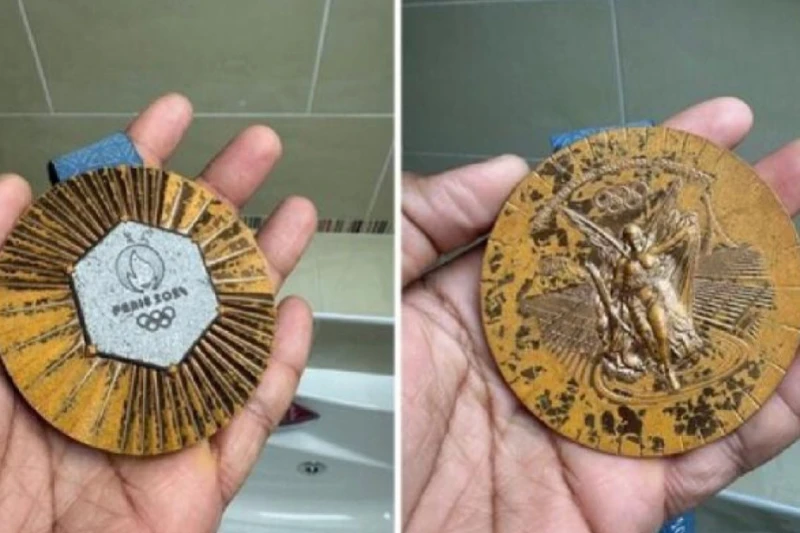Azerbaijani boxer's damaged medal from Paris-2024 will be replaced with a new one