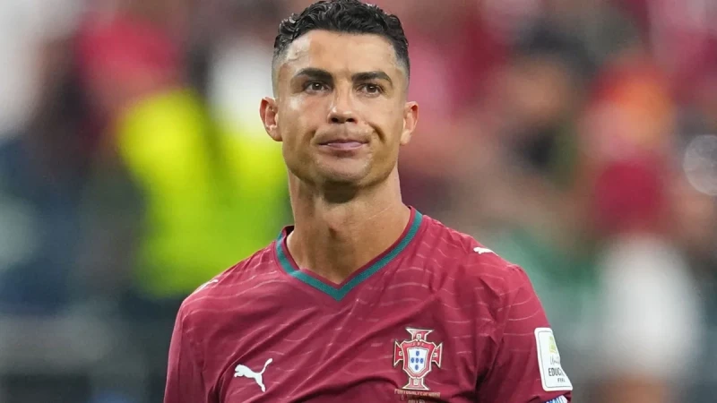 Ronaldu bir ay məhdudlaşdırıldı, 255 avro cərimə alıb