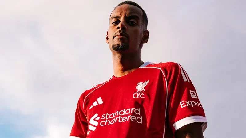Liverpulun rekord transferi İsak zədə səbəbindən uzun m&uuml;ddət meydandan kənarda qala bilər