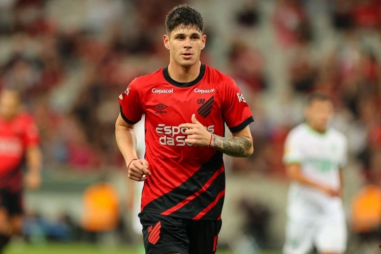 Galatasaray Bruno Zapelli için 6 Milyon Euro Teklif Etti