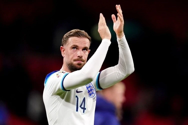 Henderson returns to his former team