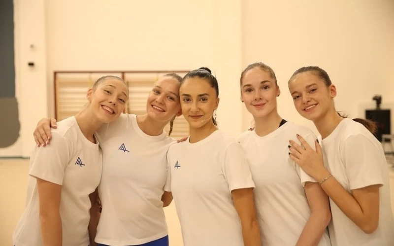 Milli Gimnastika Arenasında keçirilən bədii gimnastika üzrə ustad dərsi başa çatıb