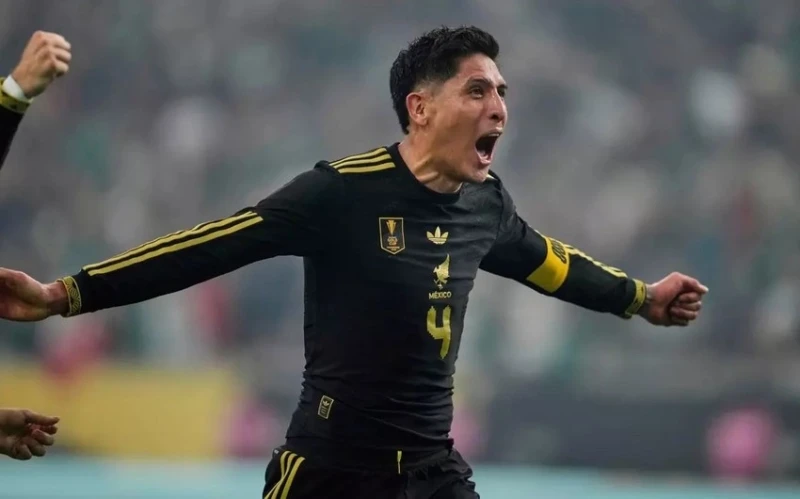 Fenerbahçe Edson Alvarez'i kiraladı