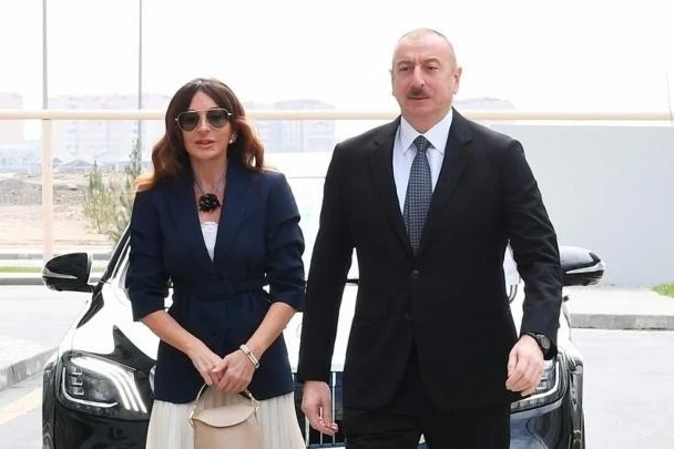 President Ilham Aliyev and his wife Mehriban Aliyeva got acquainted with the construction works at the Ganja stadium