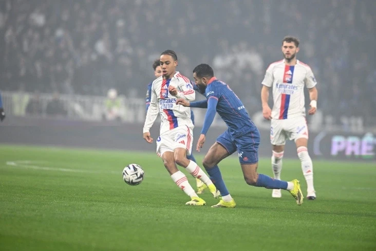 Liqa 1: Lion Nitsanı, Loryan Anjeni, Oser Metzi, Havr isə Tuluzanı məğlub etdi