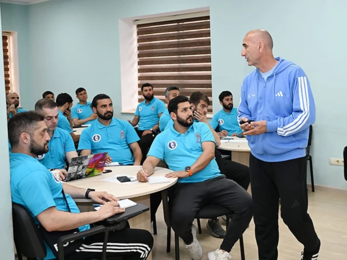 UEFA C Kateqoriyalı Məşqçi Kursunun I Mərhələsi Bakıda Tamamlandı