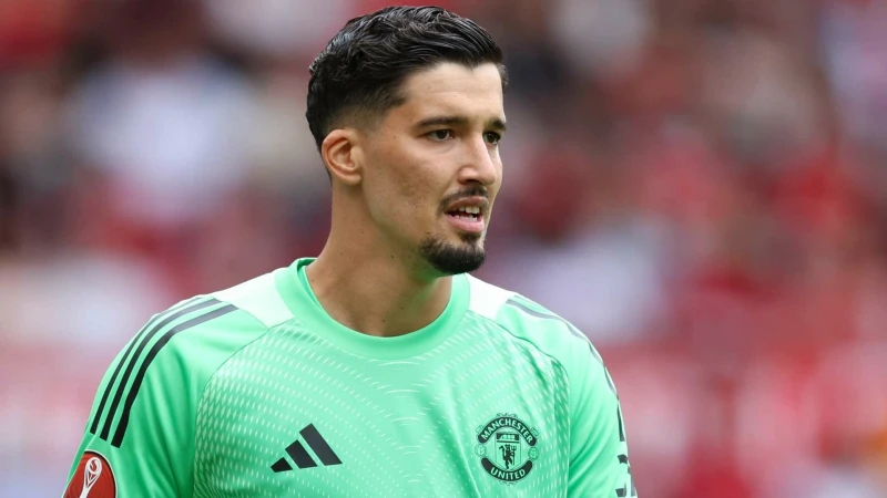 Beşiktaş wants to transfer Altay Bayındır