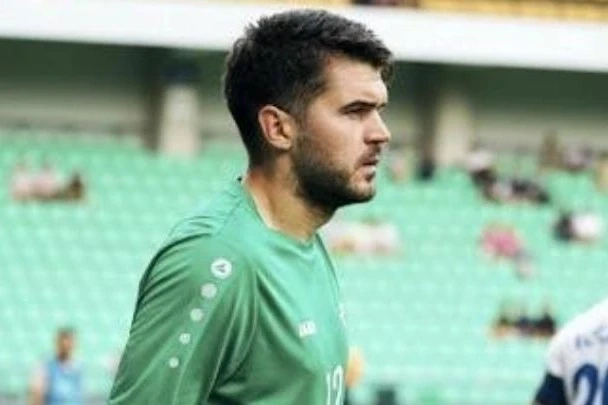 Araz-Nakhchivan goalkeeper Avram conceded 4 goals in the Moldova - Israel match