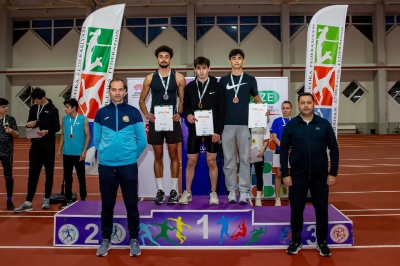 Триатлонисты завоевали медали на чемпионате Баку по легкой атлетике - ФОТО