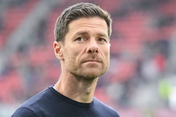 Xabi Alonso talks about the victory over Marseille and the fight with 10 players