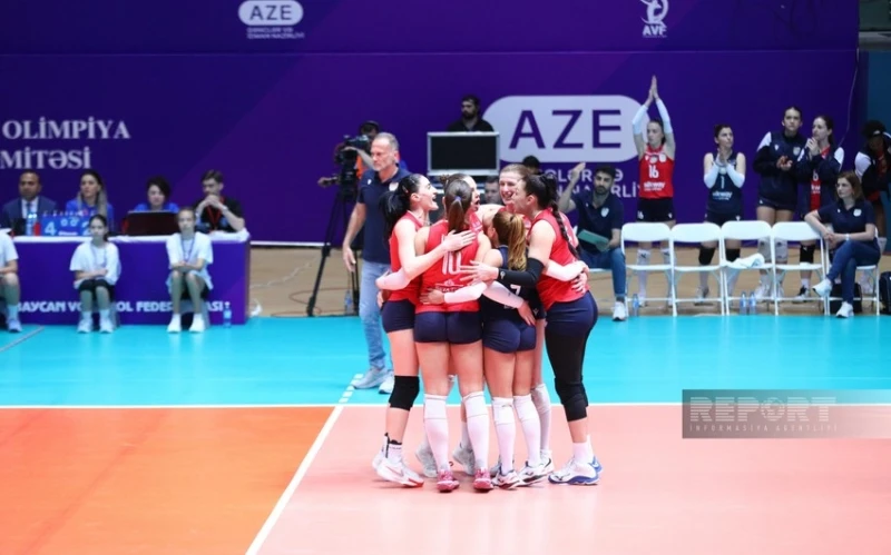 Qadın voleybolçular arasında Azərbaycan Yüksək Liqasının qaliblərinə mükafatlar təqdim olunub