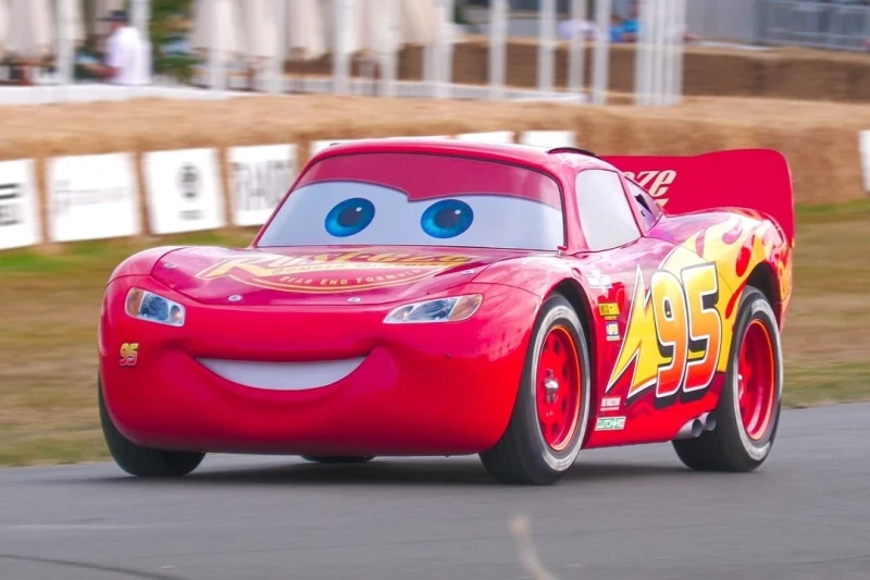 Maşınlar cizgi filminin qəhrəmanı “Goodwood Festival of Speed 2026”da nümayiş etdirilib