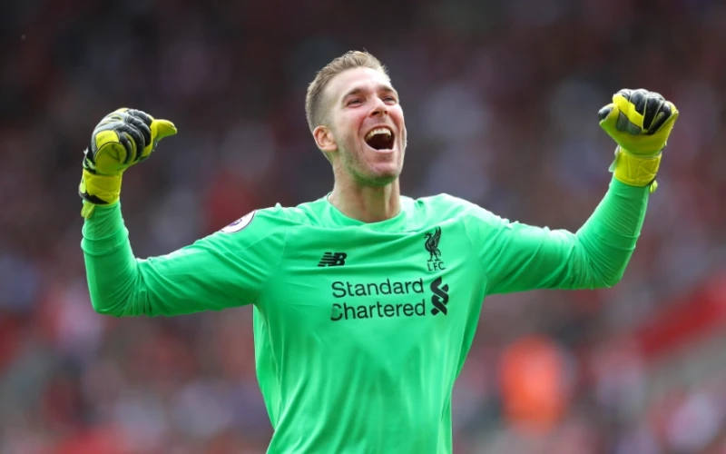Liverpulun sabiq qapıçısı Adrian karyerasını başa vurur