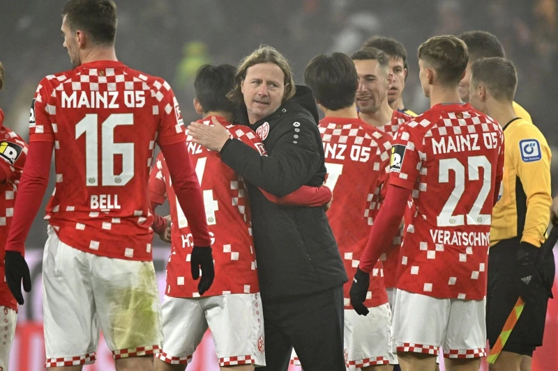 Bundesliga: Mainz - Hamburg maçı berabere bitti