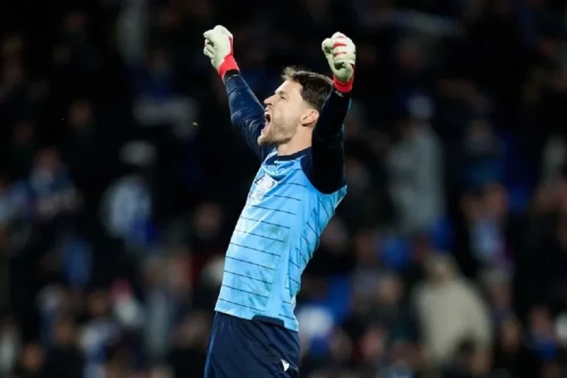 Aleks Remiro Ready to Move to Barcelona: New Contender for Goalkeeper Rotation
