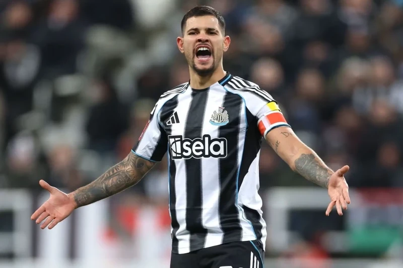 ArsenalBruno Gimaraeşin transferi üçün 93 milyon avro təklif edə bilər